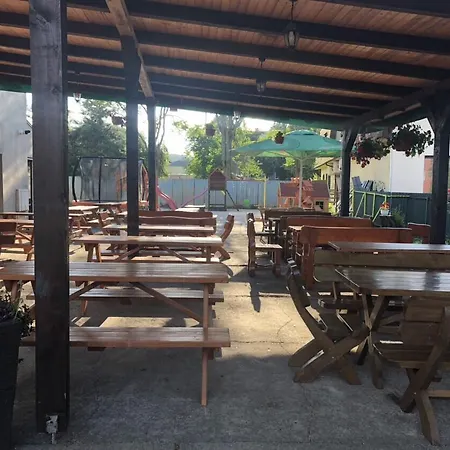 Motel Janosik Pub