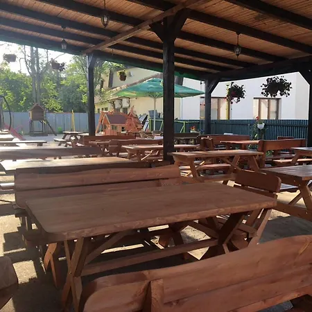 Motel Janosik Pub